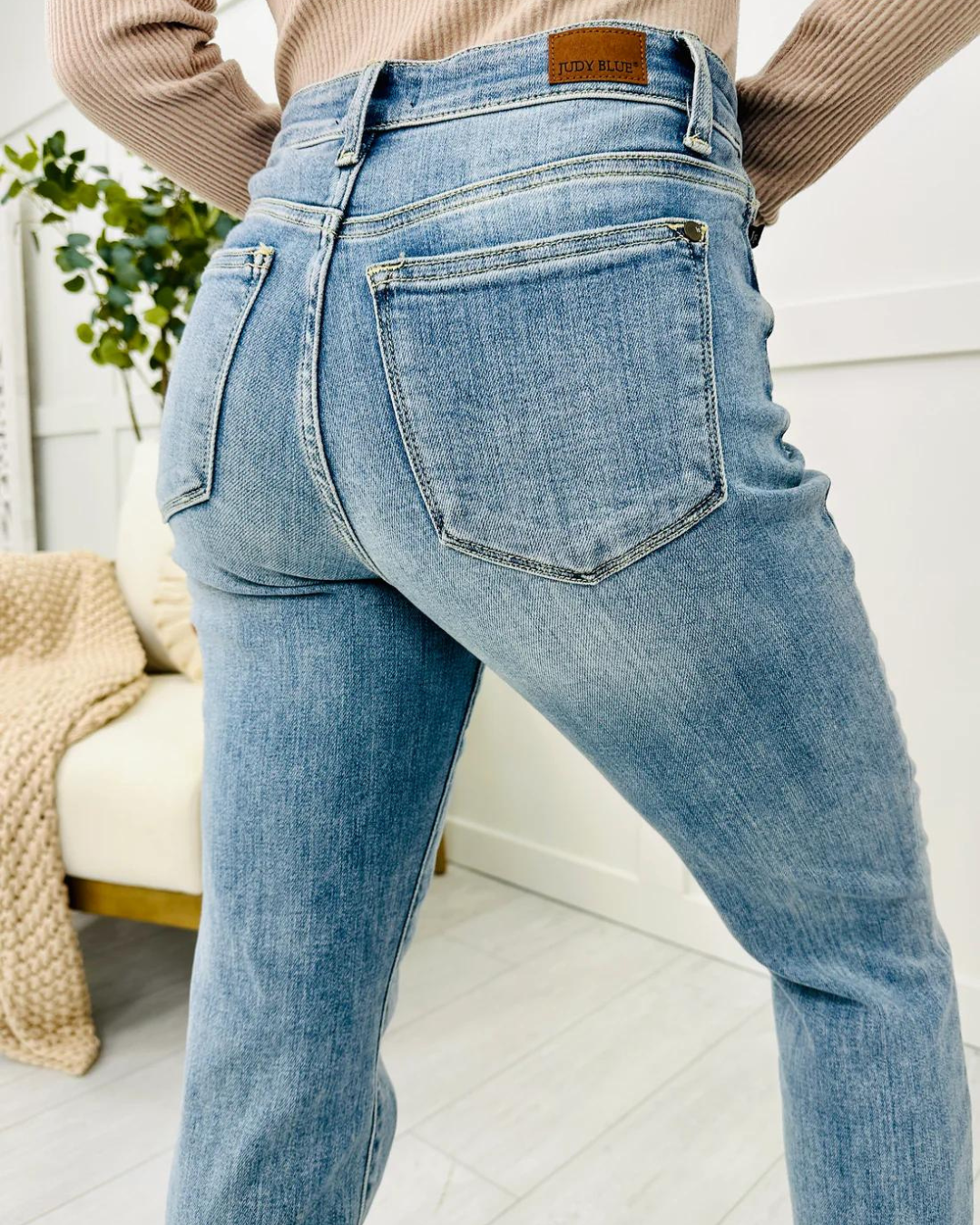 Pantalón Vaquero de Tiro Medio